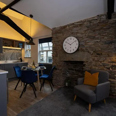 Apartman Spacious - Contemporary 2br - - Parking *